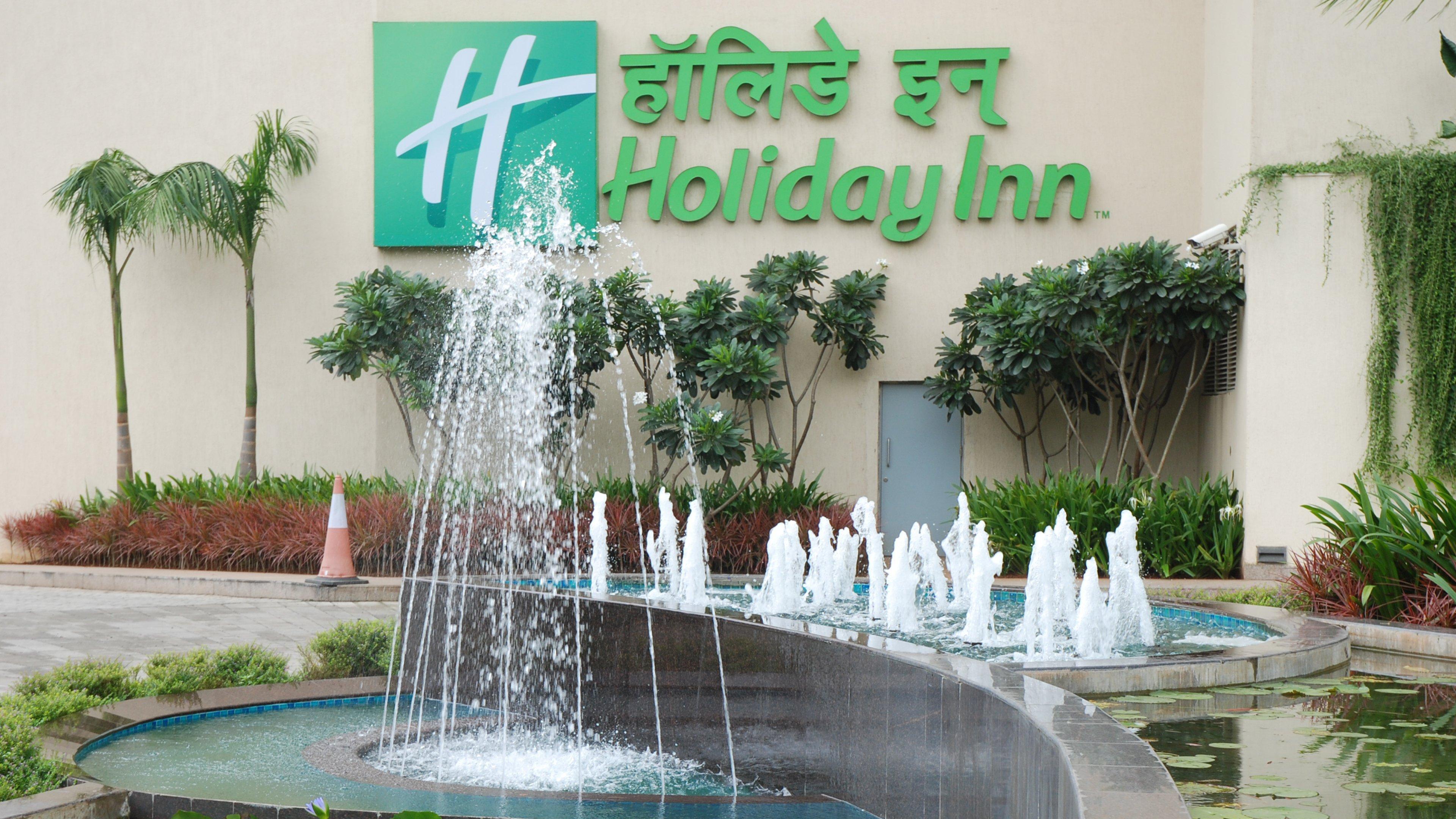 Holiday Inn Mumbai International Airport, An Ihg Hotel Exterior photo